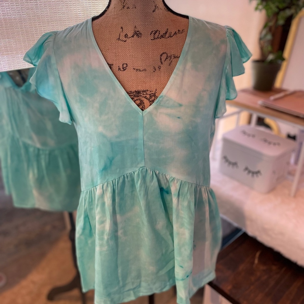 NWT Poppy Tie Die babydoll top